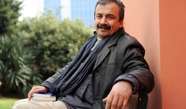 Sırrı Süreyya Önder Hayatını Kaybetti