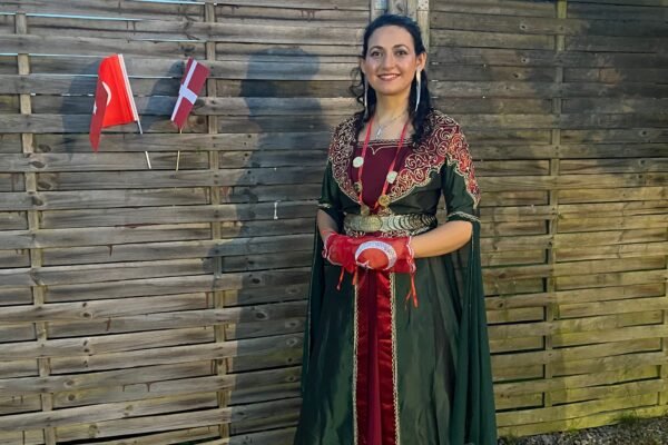 Kına Gecesinin Kökeni: Binlerce Yıllık Bir Veda Ritüeli