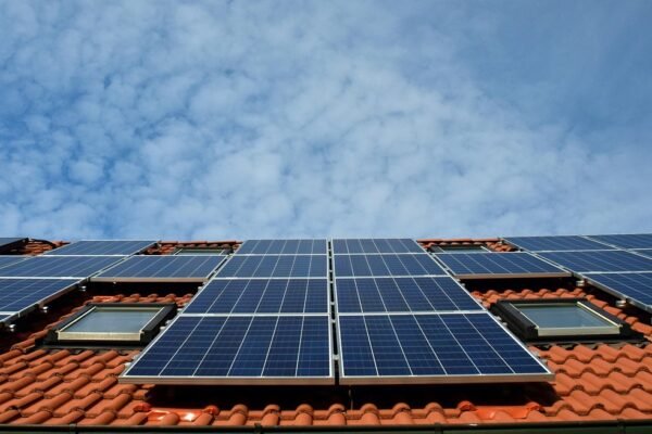 Geceleri de Elektrik Üreten Güneş Paneli Geliştirildi